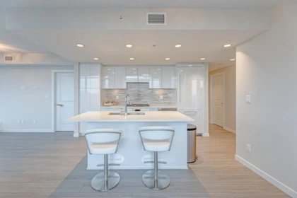 Kitchen Island Photo of 3406 1182 Westwood Street, Coquitlam, BC
