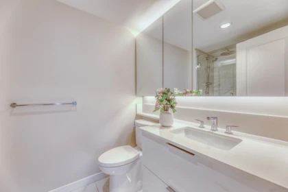 Primary Bathroom Photo of 3406 1182 Westwood Street, Coquitlam, BC