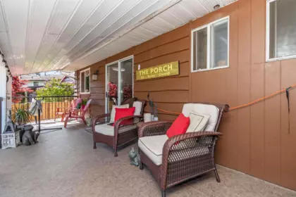 Front Yard Photo of 650 Park Street, Hope, BC