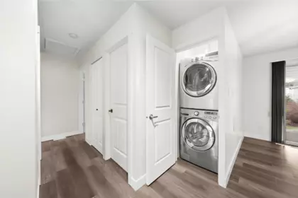 Walk-In Closet Photo of 650 Park Street, Hope, BC