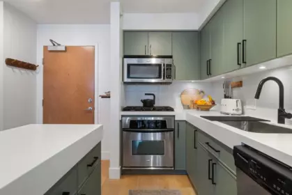 Breakfast Nook Photo of 404 2770 Sophia Street, Vancouver, BC