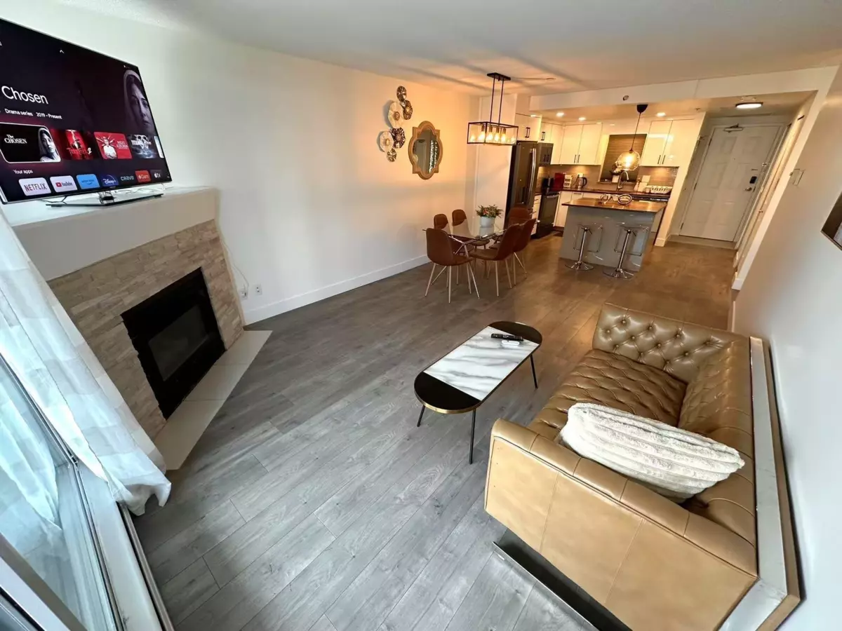 Dining Area Photo of 311 555 Abbott Street, Vancouver, BC
