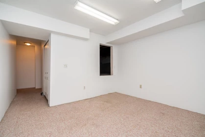 Hot Tub / Spa Photo of 17072 103 Avenue, Surrey, BC