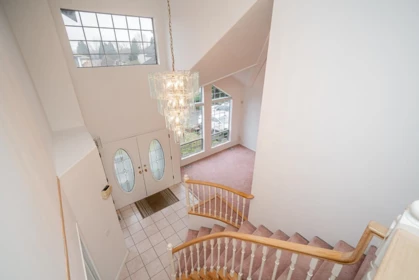 Powder Room Photo of 17072 103 Avenue, Surrey, BC