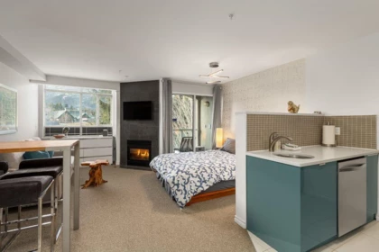 348 4314 Main Street, Whistler, BC, Whistler — Apartment/Condo for sale