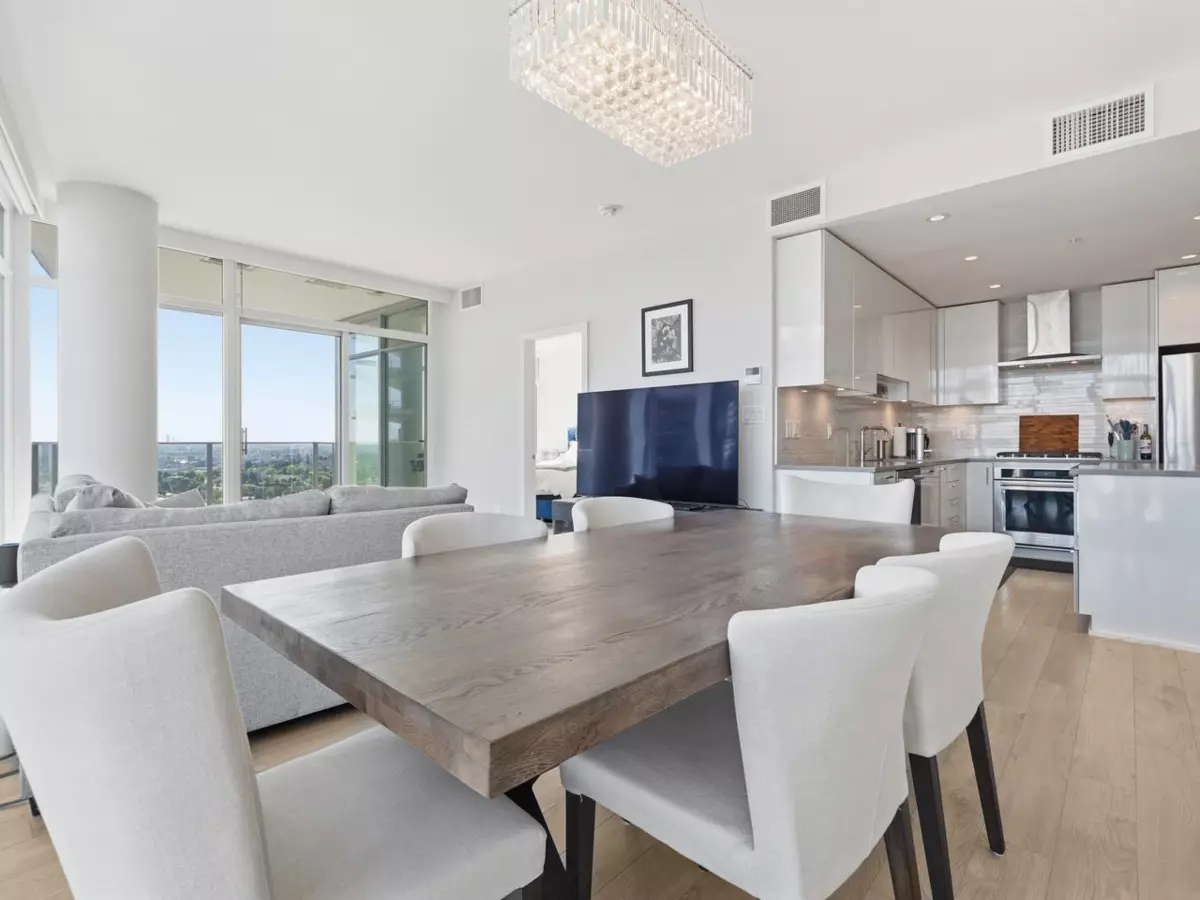Family Room Photo of 2702 1788 Gilmore Avenue, Burnaby, BC