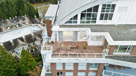 Playground / Recreational Area Near 1700 5615 Hampton Place, Vancouver, BC