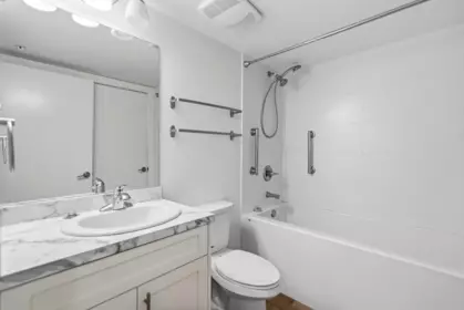 Laundry Room Photo of 20 689 Park Road, Gibsons, BC
