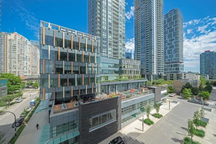 Office / Den Photo of 606 6398 Silver Avenue, Burnaby, BC