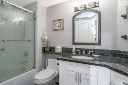 Laundry Room Photo of 106 15342 20 Avenue, Surrey, BC