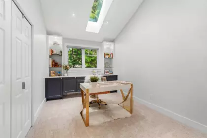 Mudroom Photo of 1610 Ross Road, North Vancouver, BC
