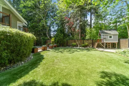 Outdoor Kitchen Photo of 1610 Ross Road, North Vancouver, BC