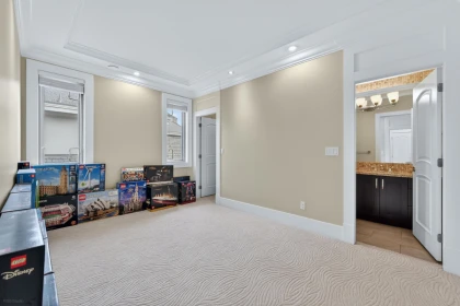 Entry Foyer Photo of 7560 Chelsea Road, Richmond, BC