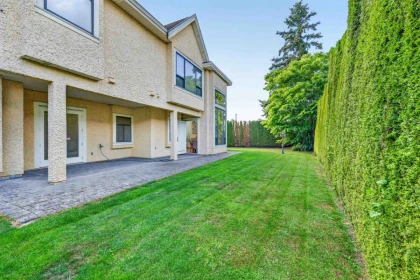 Front Yard Photo of 7560 Chelsea Road, Richmond, BC