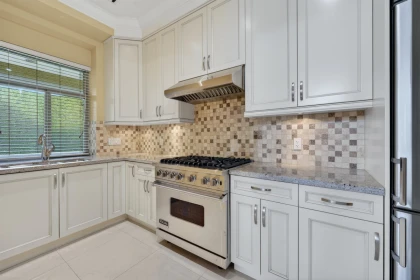 Kitchen Photo of 7560 Chelsea Road, Richmond, BC