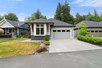 61 1885 Columbia Valley Road, Lindell Beach, BC, Lindell Beach — Single Family Residence for sale