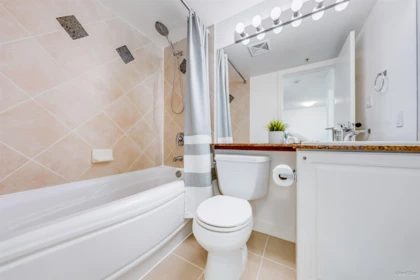 Laundry Room Photo of 604 5933 Cooney Road, Richmond, BC