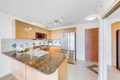 601 5933 Cooney Road, Richmond, BC, Richmond — Apartment/Condo for sale