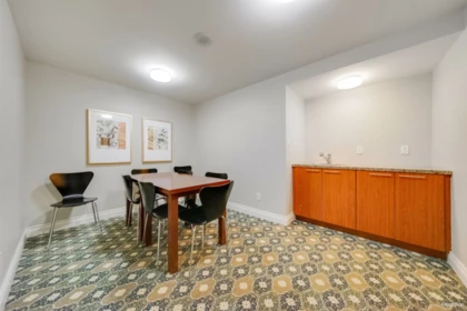 Office / Den Photo of 604 5933 Cooney Road, Richmond, BC