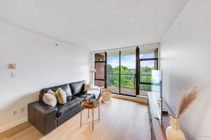 Primary Bedroom Photo of 604 5933 Cooney Road, Richmond, BC