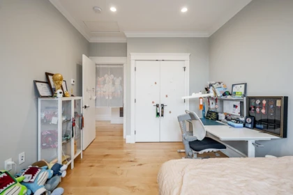 Mudroom Photo of 1720 166a Street, Surrey, BC