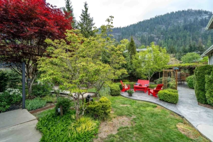 Garden / Landscaping Photo of 41743 Honey Lane, Squamish, BC