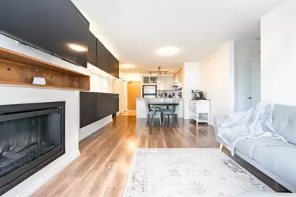 2703 2289 Yukon Crescent, Burnaby, BC, Burnaby — Apartment/Condo for sale