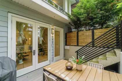 1533 E 5th Avenue, Vancouver, BC, Vancouver — Half Duplex for sale
