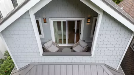 Hot Tub / Spa Photo of 1533 E 5th Avenue, Vancouver, BC