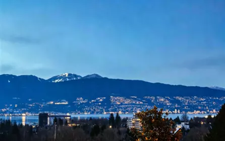 3770 W 13th Avenue, Vancouver, BC, Vancouver — Single Family Residence for sale
