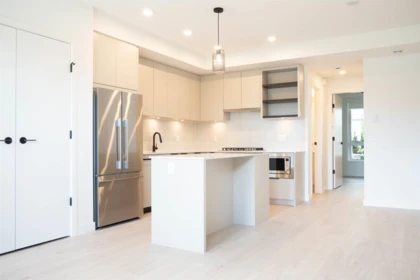 110 921 Grant Street, Coquitlam, BC, Coquitlam — Apartment/Condo for sale
