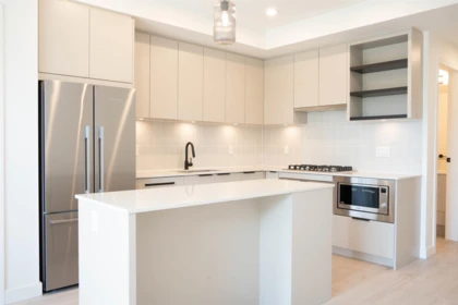 110 921 Grant Street, Coquitlam, BC, Coquitlam — Apartment/Condo for sale