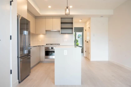 110 921 Grant Street, Coquitlam, BC, Coquitlam — Apartment/Condo for sale