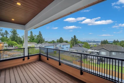 Garden / Landscaping Photo of 946 Dansey Avenue, Coquitlam, BC