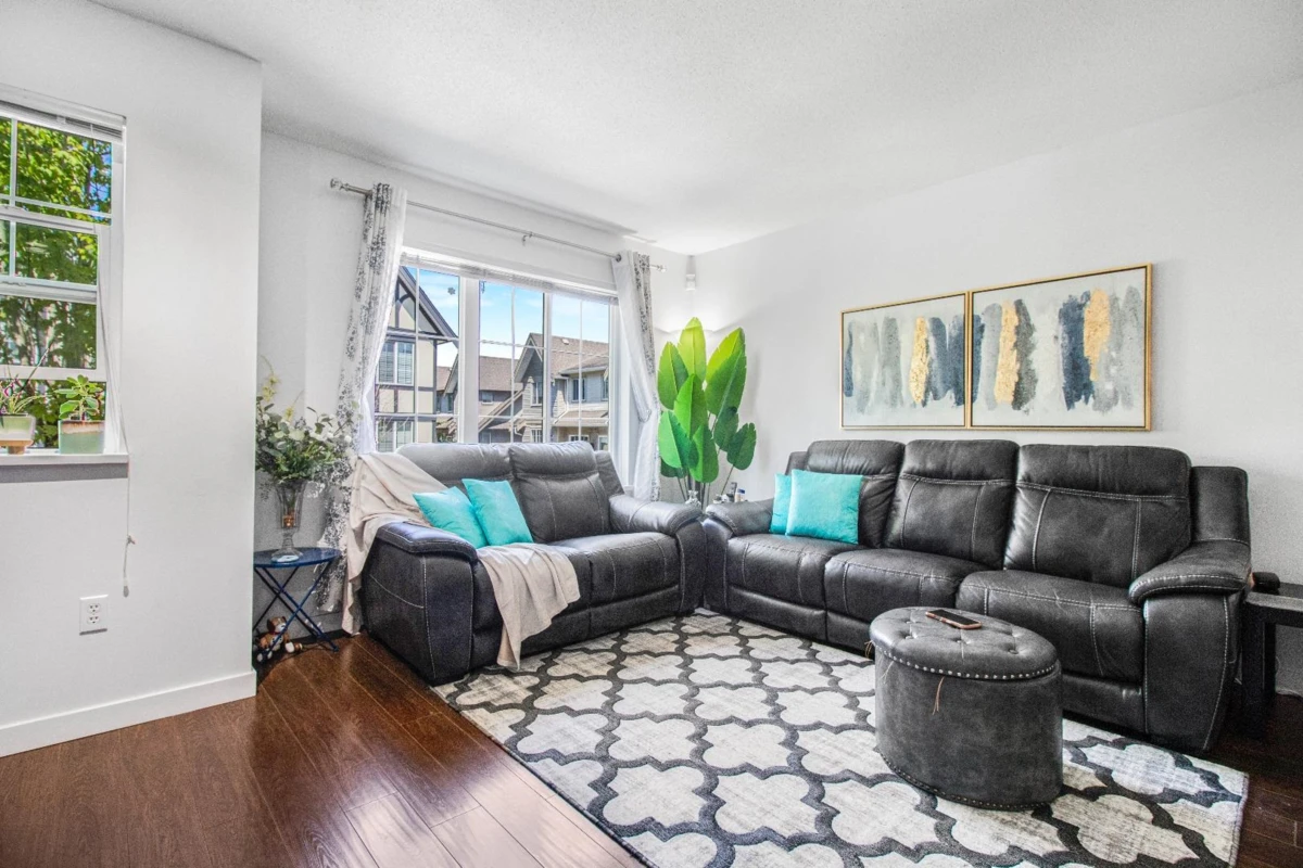 Dining Area Photo of 92 20875 80 Avenue, Langley, BC