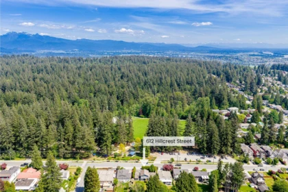 Backyard Photo of 612 Hillcrest Street, Coquitlam, BC
