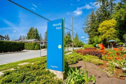 Garden / Landscaping Photo of 612 Hillcrest Street, Coquitlam, BC