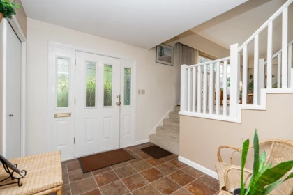 Hallway Photo of 612 Hillcrest Street, Coquitlam, BC