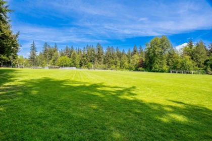 Hot Tub / Spa Photo of 612 Hillcrest Street, Coquitlam, BC