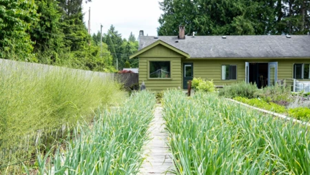 Front Yard Photo of 577 Pratt Road, Gibsons, BC