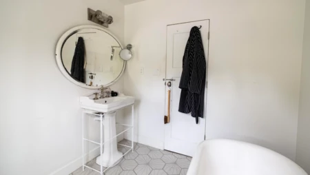 Mudroom Photo of 577 Pratt Road, Gibsons, BC