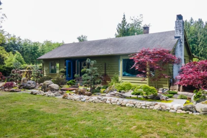 Street View Photo of 577 Pratt Road, Gibsons, BC