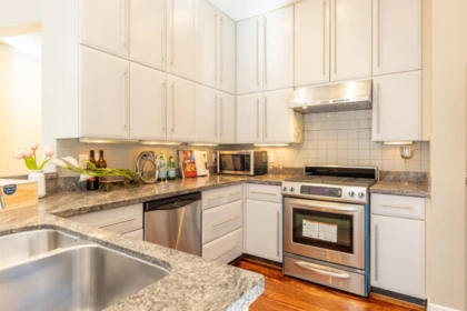 Kitchen Photo of 4393 Puget Drive, Vancouver, BC