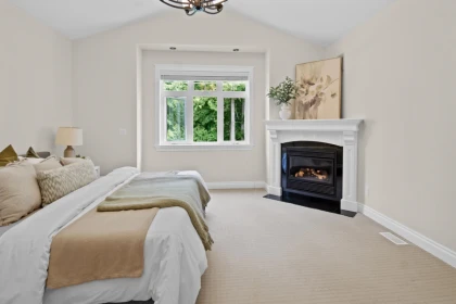 Entry Foyer Photo of 7268 Marble Hill Road, Chilliwack, BC