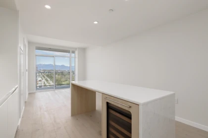 2501 7433 Cambie Street, Vancouver, BC, Vancouver — Apartment/Condo for sale