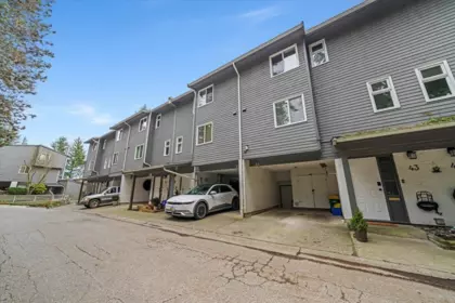 Front Yard Photo of 44 1240 Falcon Drive, Coquitlam, BC