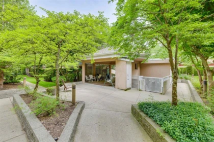 Backyard Photo of 316 13733 74 Avenue, Surrey, BC