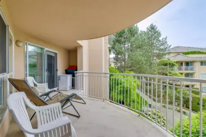 Basement Recreation Room Photo of 316 13733 74 Avenue, Surrey, BC