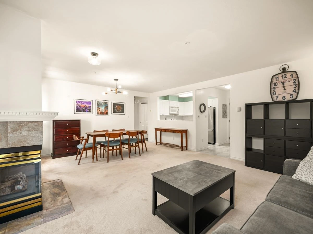Family Room Photo of 102 3770 Thurston Street, Burnaby, BC
