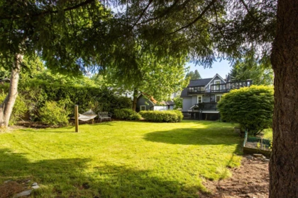 Street View Photo of 725 Fifth Street, New Westminster, BC